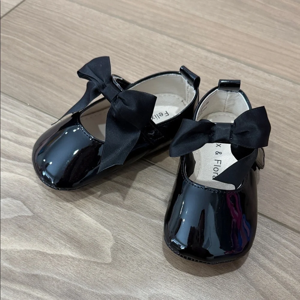 Elegant Black Kids Dress Shoes with Bow